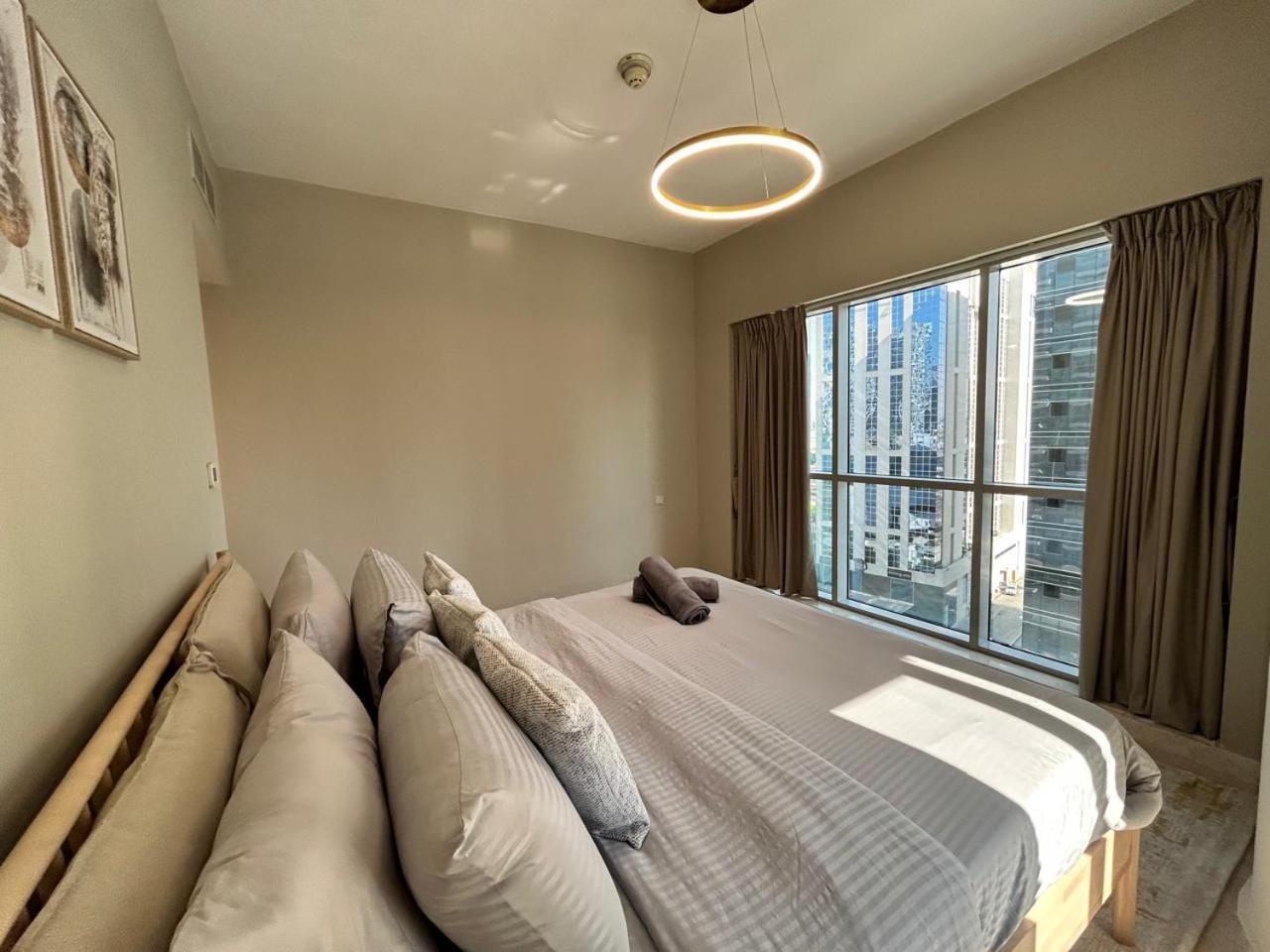 1br In Business Bay Close To Canal And Mall!