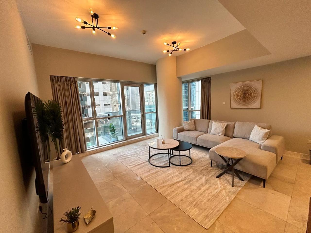 1br In Business Bay Close To Canal And Mall! Apartment